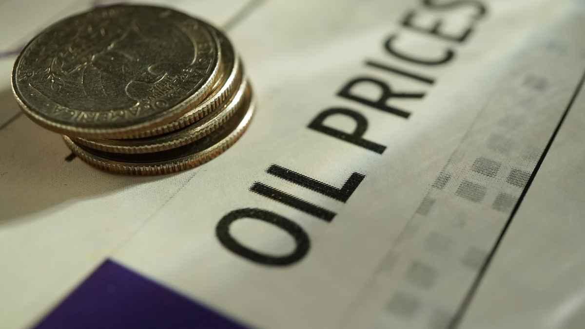 Trading oil: CFDs vs futures