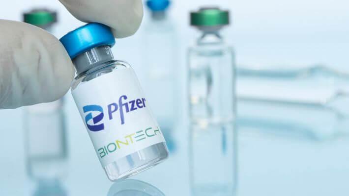 Pfizer shares sink as revenue prospects