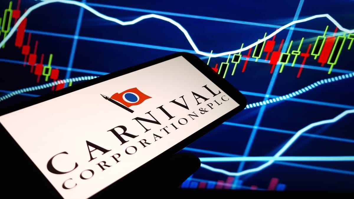 carnival-corporation-ccl-stock.jpg