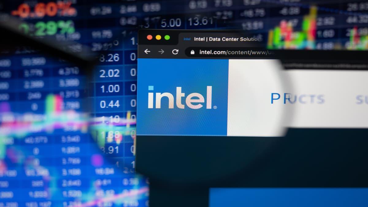 intel-stock.jpg