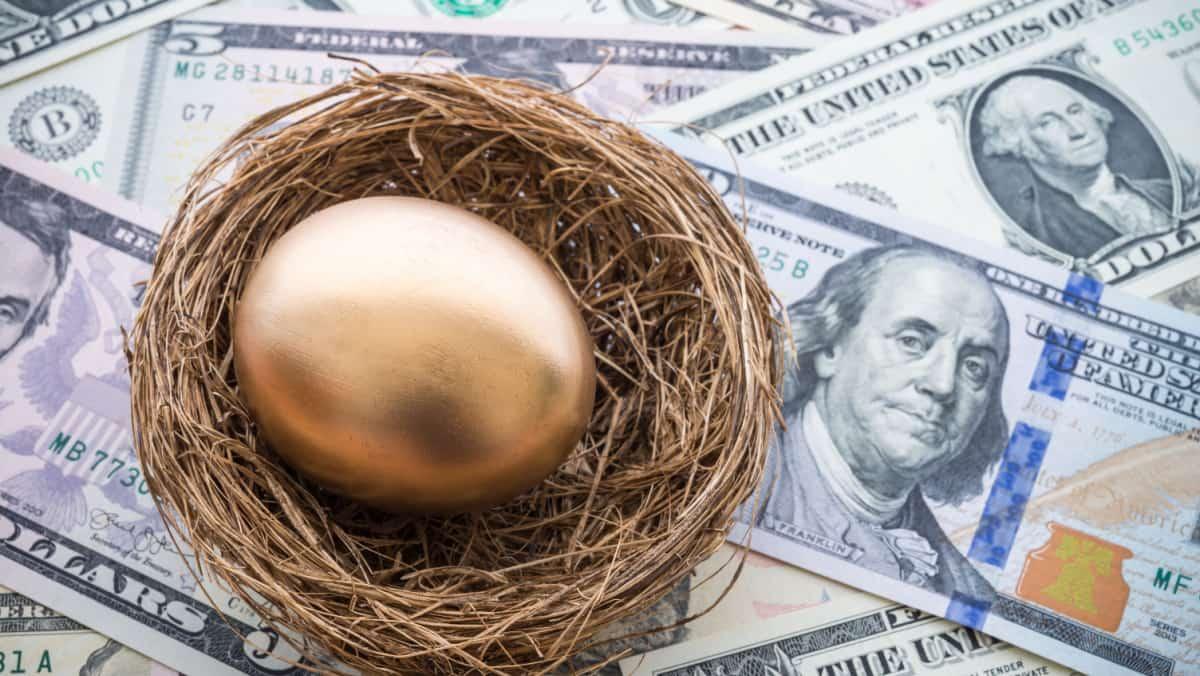 S&P 500 index rallies to yet another record high before Easter